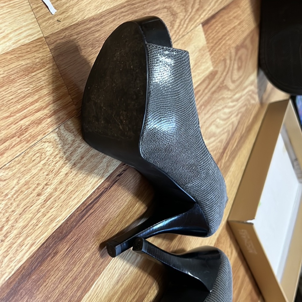 Metralla Micheal kors heels - Picture 3 of 7